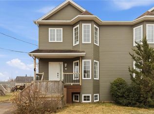 16 Carsdale Ct, Moncton, NB E1G 5G2