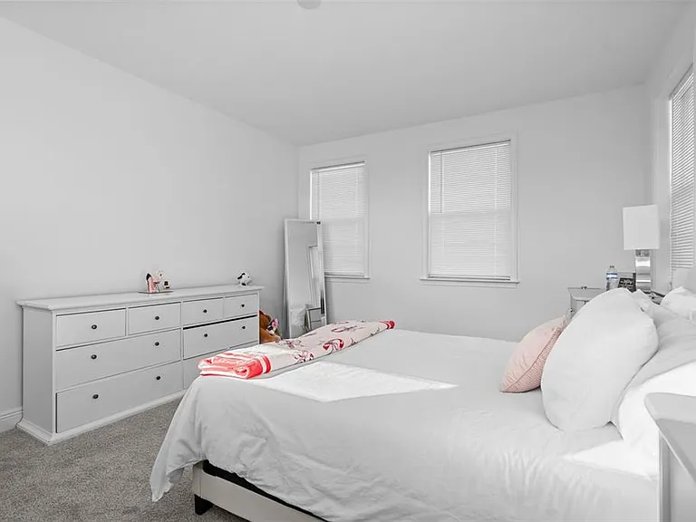 13736 Larkton Ln — Photo 36
