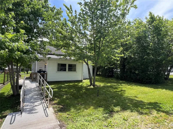 700 E 1st St N, Mount Olive, IL 62069