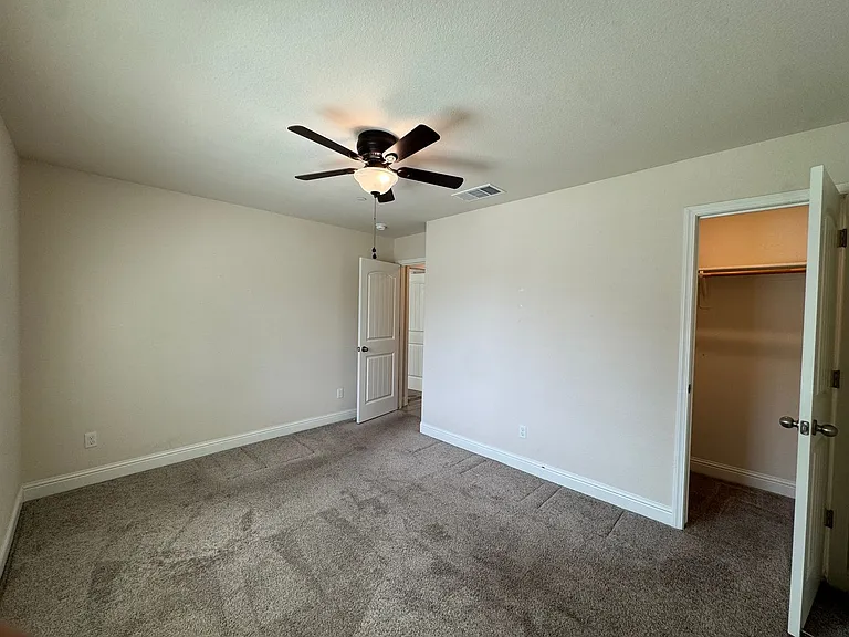 391 W Maclure Ave — Photo 20