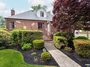 179 E Main St, Bergenfield, NJ 07621