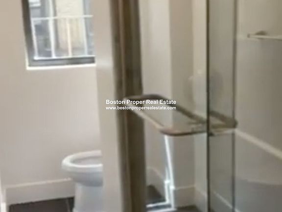 11 Peterborough St. #10 Boston - Fenway Unit Photo 6