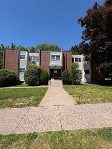 9 Thompson Rd APT 2A, Manchester, CT, 06040