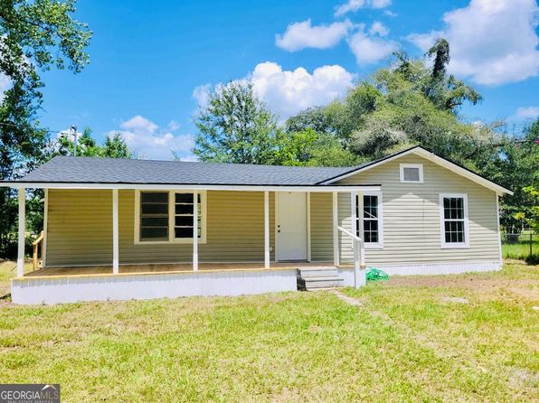 604 Carswell St, Homerville, GA 31634