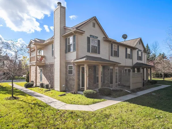 4131 Stonebridge Dr, Holly, MI 48442