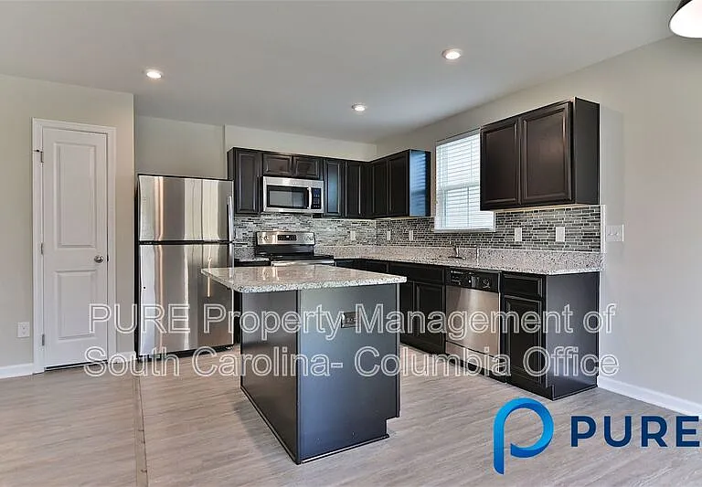 677 Sequoia Dr — Photo 24