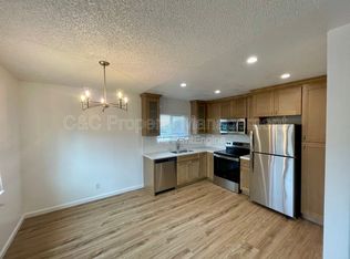356 Pine Ave #6, Pacific Grove, CA 93950