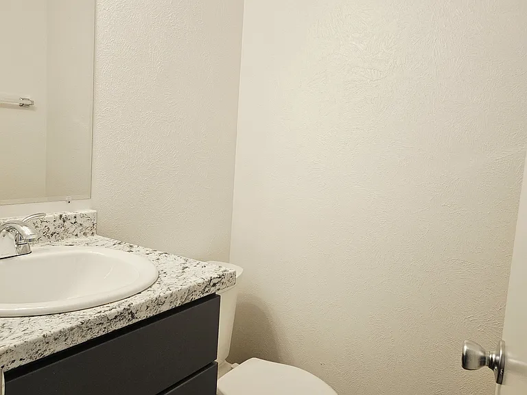 1130 S Reed St #F4 — Photo 15