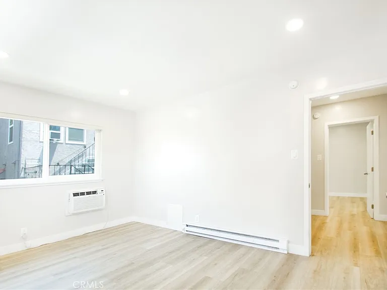 2027 Vista Del Mar St #6 — Photo 20