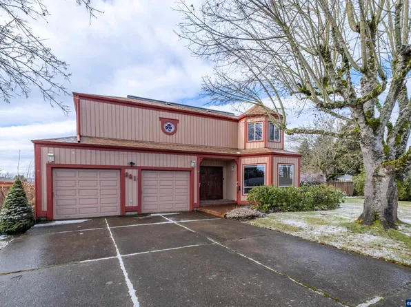 881 Glenwood St, Lebanon, OR 97355