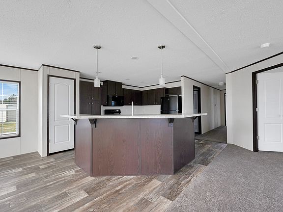 3rd image of 3812 Wexford St