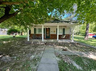 404 N Seba St, Hurst, IL 62949