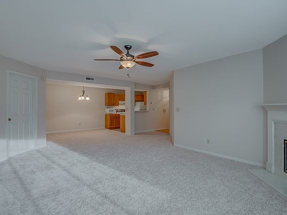 3rd image of 556 Cloverfield Ln APT 204
