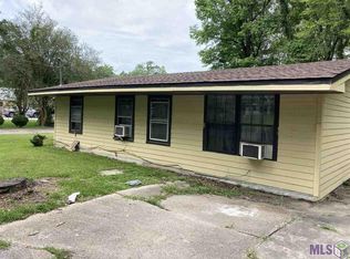 425 N Marchand Ave, Gonzales, LA 70737