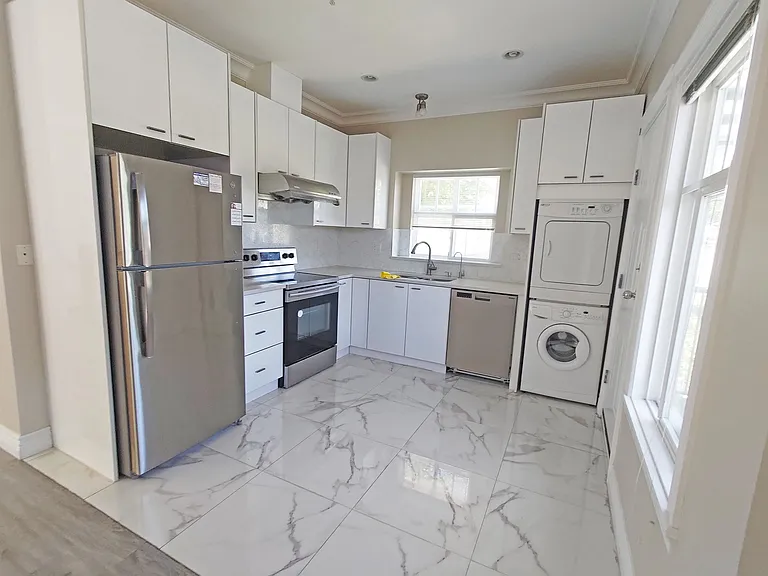 8006 Cartier St #2F — Photo 2