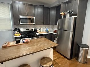 518 N May St #1, Chicago, IL 60642