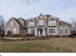 108 Ford Dr, Lincoln University, PA 19352