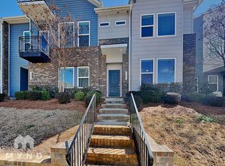 1424 Winding Stream Rd, Charlotte, NC 28206