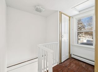 86 Elm St, Swansea, MA 02777
