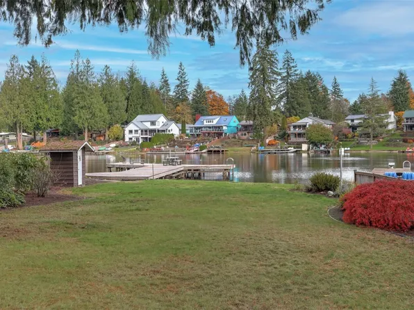 31430 W Lake Morton Drive SE, Kent, WA 98042