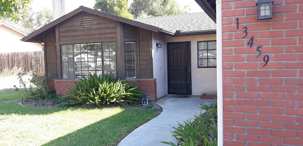 3 bed, 1434 sqft, $3,600 — Photo 1