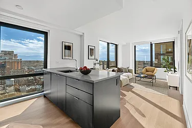 662 Pacific Street, #25B