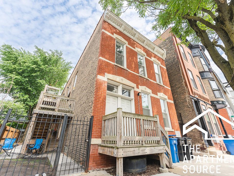 1st image of 727 N Hoyne Ave APT 2R