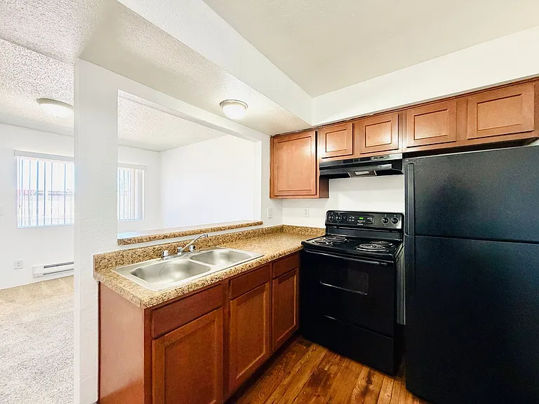 Santa Cruz Apartments - Studios, 1 Bedroom and 2 Bedrooms with Pool! — Photo 20