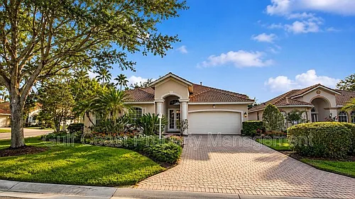 6836 Bay Hill Dr Photo 1