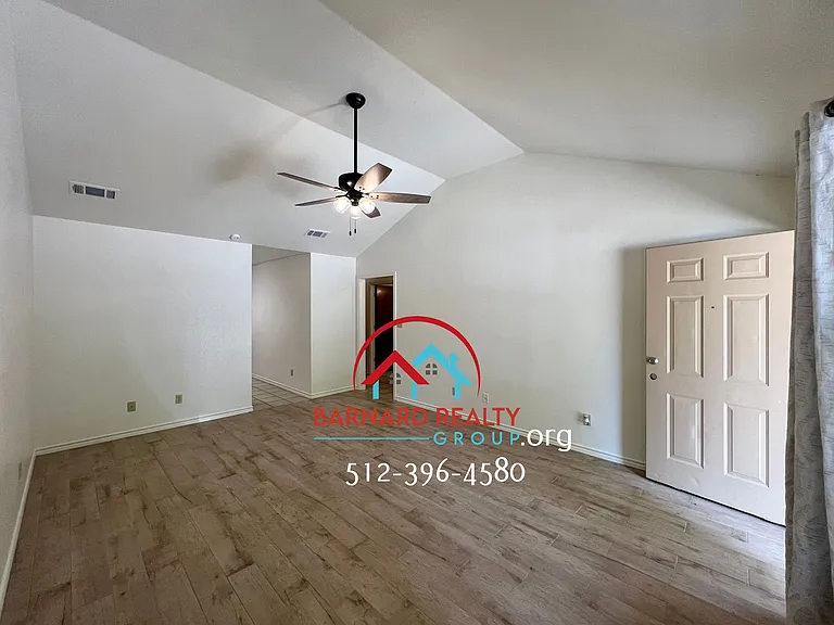 1307 Baylor Ave — Photo 4