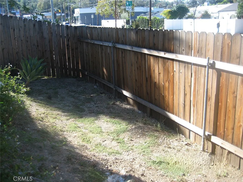 Studio, 500 sqft, $1,750 — Photo 4