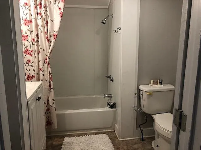 714 Cedar Crest Ct — Photo 25