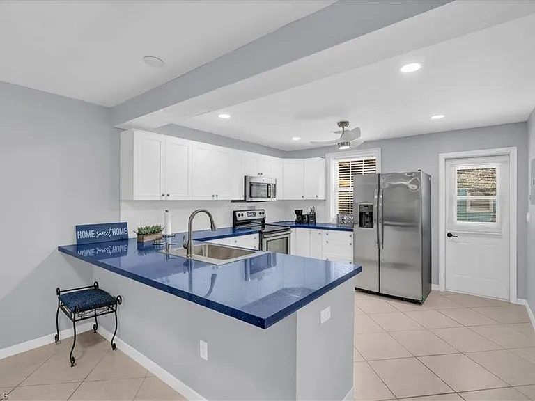 2750 Manorca Ave #A — Photo 9