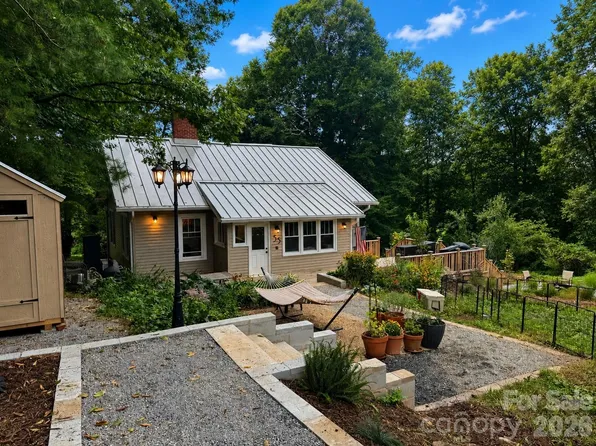 55 Beaman Rd, Marion, NC 28752