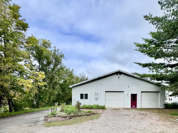 21 Victor Mendon Rd, Mendon, NY