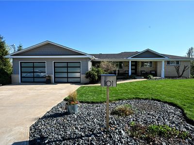 101 Meadow Dr, Elizabeth, PA, 15037