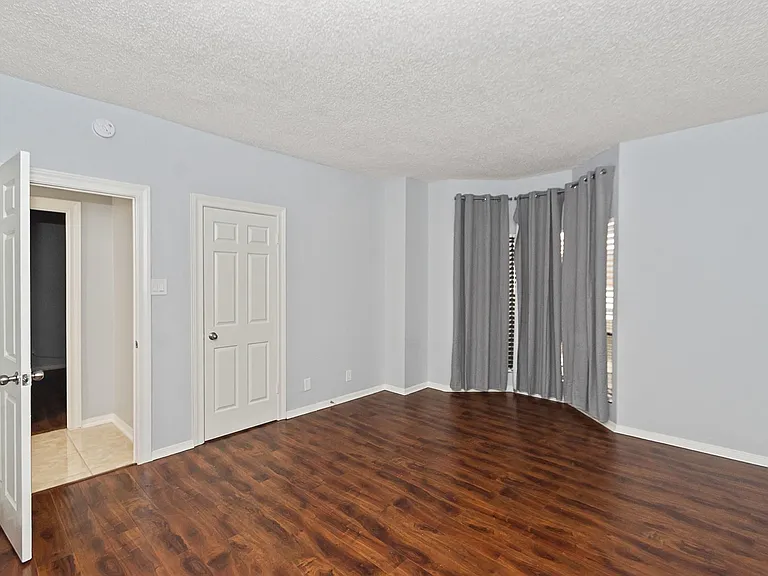 661 Bering Dr #504 — Photo 23