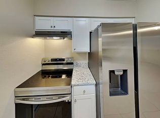 1141 Country Shadows Way, Las Vegas, NV 89123