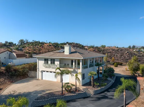 475 Canyon Rim Dr, El Cajon, CA 92021