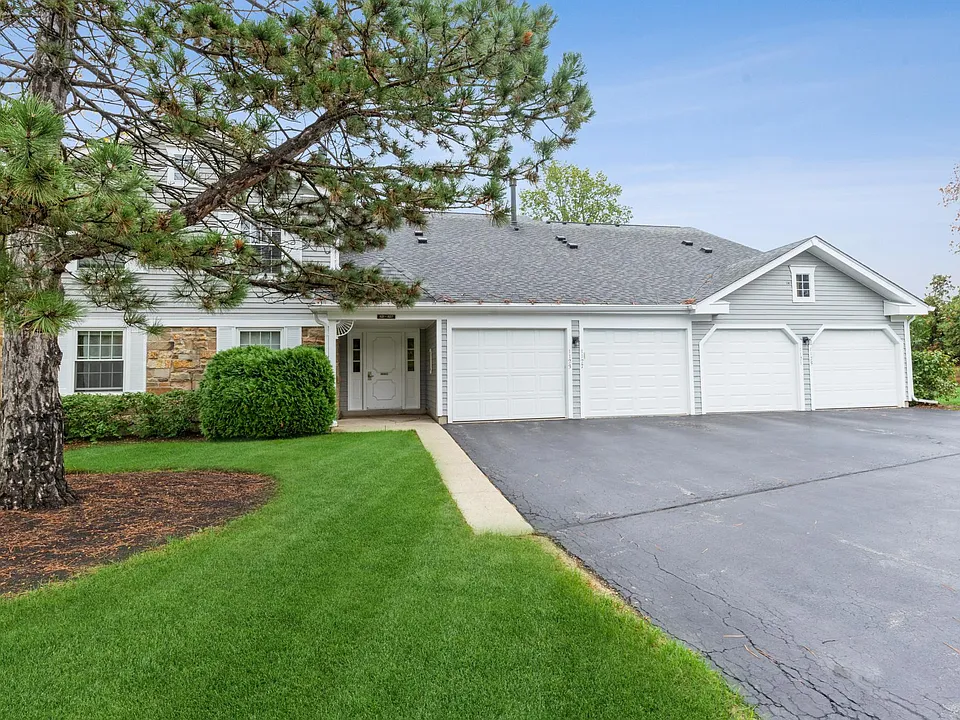 1125 Auburn Ln #1125