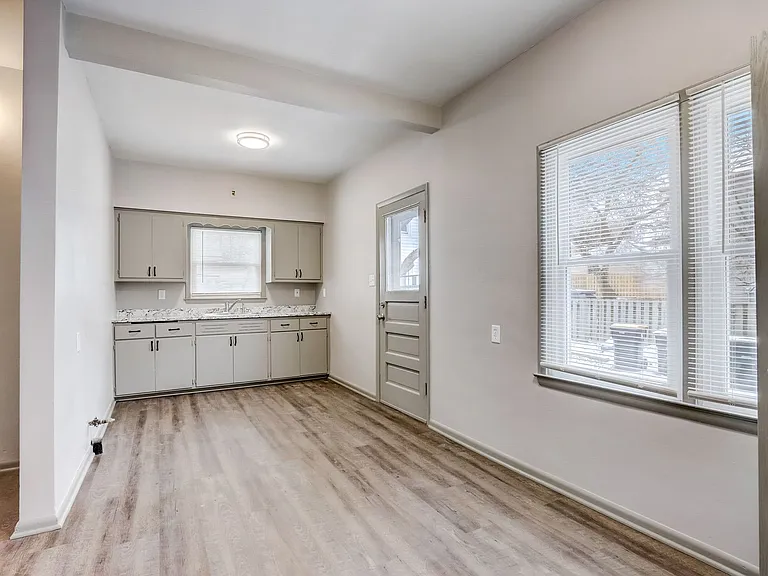 6805 6809 6811 6811a Lloyd Street 2013 #6815-W-2013A — Photo 2