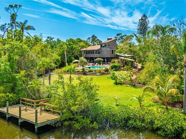 5135 Riverwood Ave, Sarasota, FL 34231