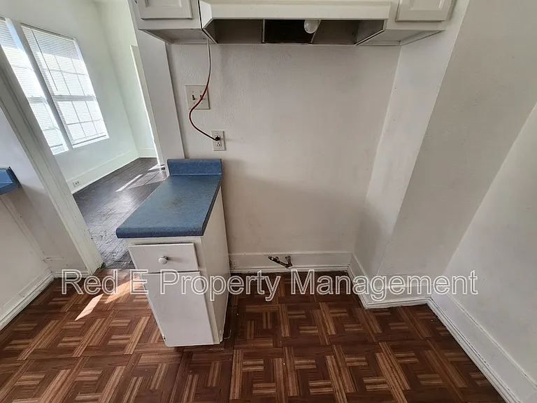 304 Terrell Ave — Photo 7