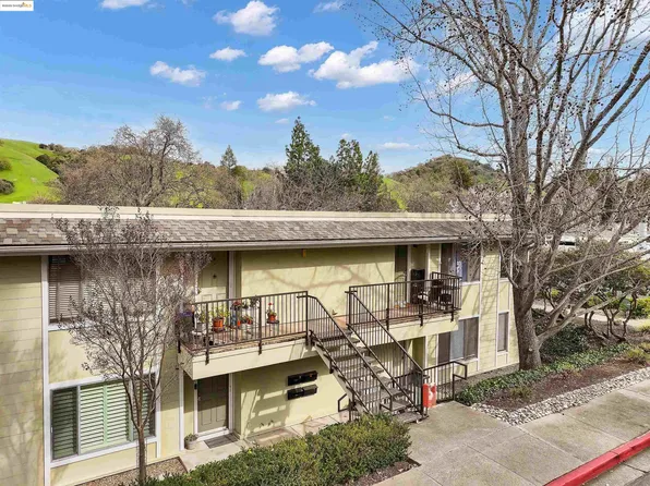 3317 Tice Creek Dr APT 8, Walnut Creek, CA 94595