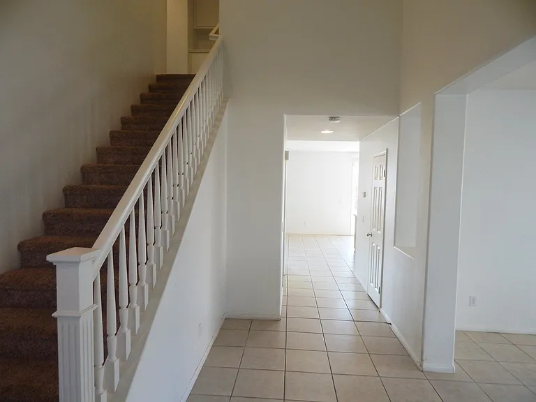29391 Owl Creek Ct — Photo 3