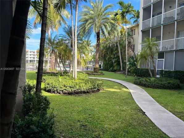 21121 SW 85th Ave APT 111, Cutler Bay, FL 33189
