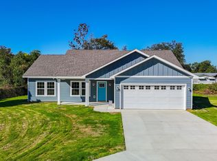 7801 Ponderosa St, Southport, FL 32409