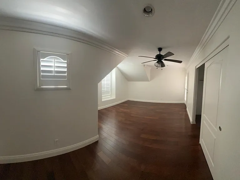 3279 Huntfield St — Photo 33