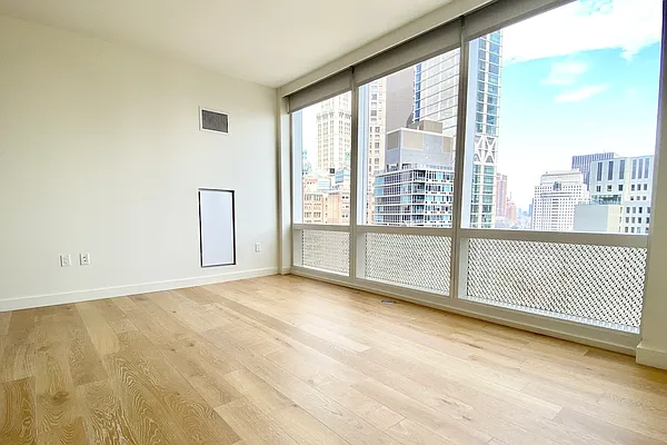 Rented by Greystar | media 30