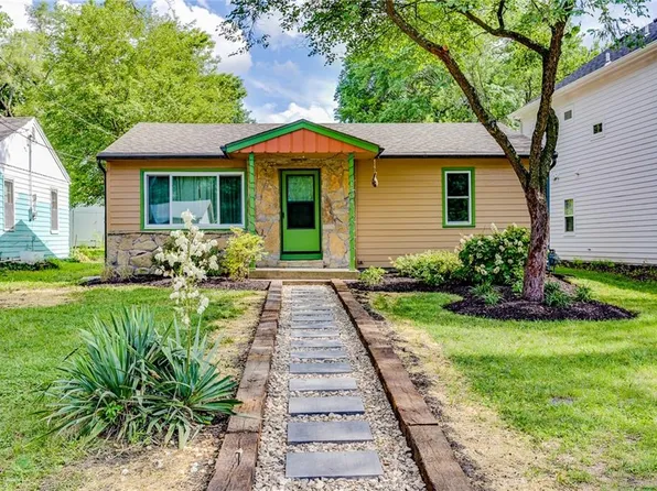 1504 Oak Hill Ave, Lawrence, KS 66044